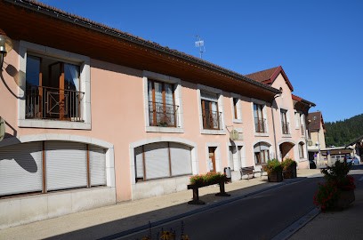 Médiathèque Municipale, Bibliothèque aux Rousses