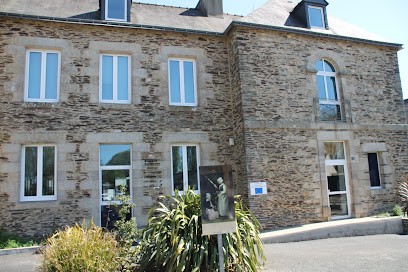 Bibliothèque, Bibliothèque à Guerlédan