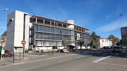 Médiathèque D'Hyères, Bibliothèque à Hyères