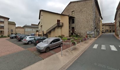 Bibliothèque De Régny, Bibliothèque à Régny