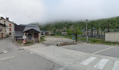 Bibliothèque, Bibliothèque à L'Hospitalet-près-l'Andorre