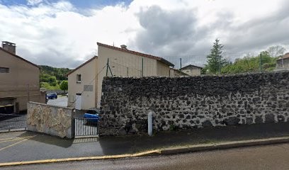 Bibliothèque De Coubon, Bibliothèque à Coubon