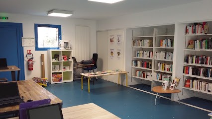 Le Cube Roussac, Bibliothèque au Buis