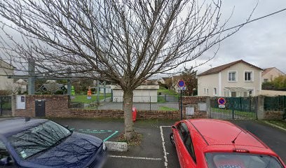 Bibliothèque De Carrières-Sur-Seine, Bibliothèque à Carrières-sur-Seine