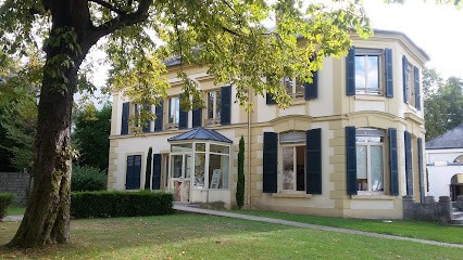 Bibliothèque De L'isle Adam, Bibliothèque à L'Isle-Adam
