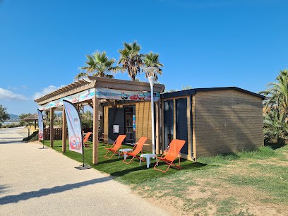 L'ivre De Mer, Bibliothèque à Fréjus