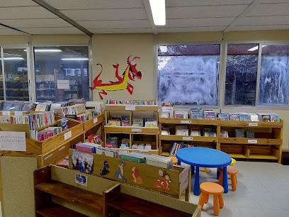 Bibliothèque de Charentilly, Bibliothèque à Charentilly