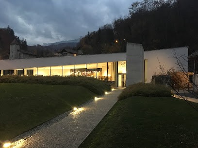 Médiathèque Ange Abrate, Bibliothèque à Sallanches