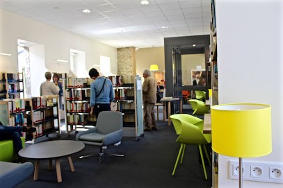 L'Ecume des mers, médiathèque ludothèque de Landéda, Bibliothèque à Landéda