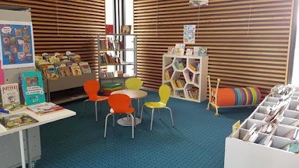 Médiathèque De Grosbreuil, Bibliothèque à Grosbreuil