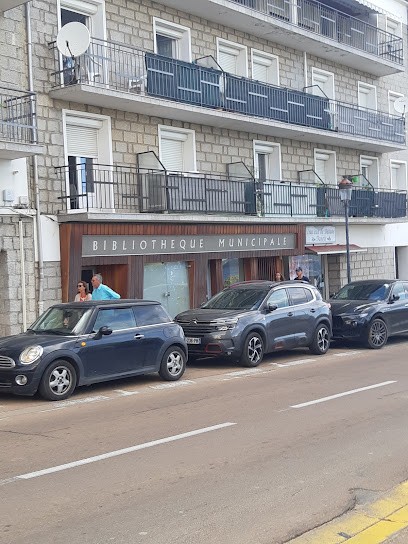 Bibliothèque, Bibliothèque à Porto-Vecchio