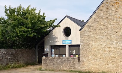 Bibliothèque, Bibliothèque à Plouharnel