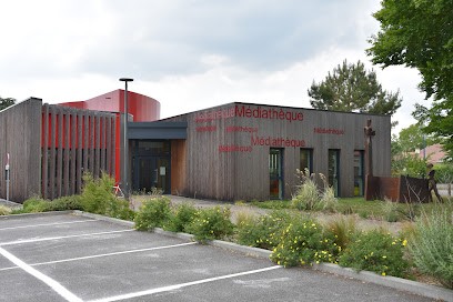 Médiathèque Du Poiré-sur-Vie, Bibliothèque au Poiré-sur-Vie