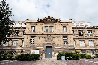 Bibliothèque Patrimoniale Jacques-Villon, Bibliothèque à Rouen