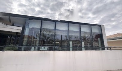 Médiathèque De Cheval-Blanc, Bibliothèque à Cheval-Blanc