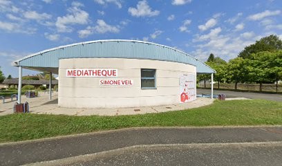 Médiathèque Simone Veil, Bibliothèque à Mayet