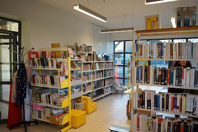 Bibliothèque Saint-Laurent-des-Vignes, Bibliothèque à Saint-Laurent-des-Vignes