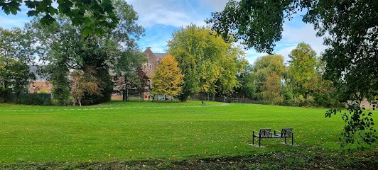 Médiathèque Municipale De Feignies, Bibliothèque à Feignies