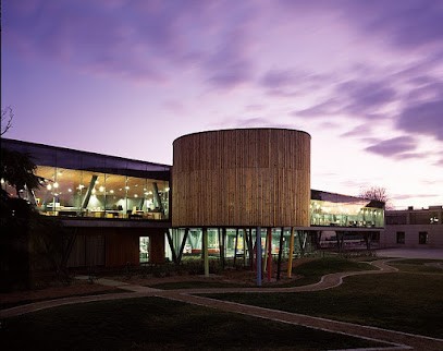 Médiathèque-ludothèque René Goscinny, Bibliothèque à Sainte-Luce-sur-Loire