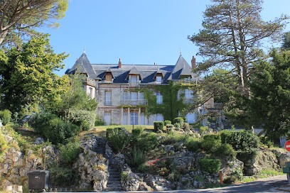 Bibliothèque De Truyes // Communauté De Communes Touraine Vallée De L'Indre, Bibliothèque à Truyes