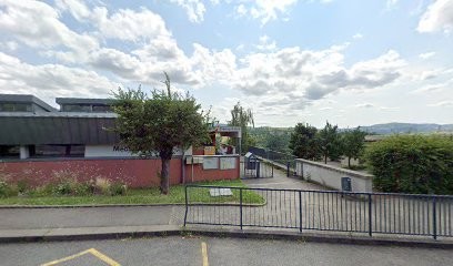 Bibliothèque, Bibliothèque à Sourcieux-les-Mines