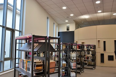 Médiathèque Municipale De Saint-Héand, Bibliothèque à Saint-Héand