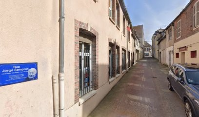 Bibliothèque, Bibliothèque à Villeneuve-sur-Yonne