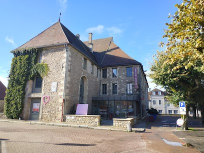 Médiathèque Municipale, Bibliothèque à Saulieu
