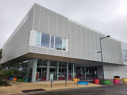 Espace culturel Passe Ouest, Bibliothèque à Ploemeur