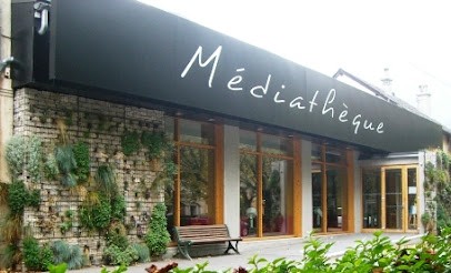 Médiathèque, Bibliothèque au Bourg-d'Oisans