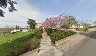 Médiathèque De L'île D'elle, Bibliothèque à L'Île-d'Elle