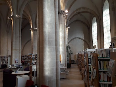 Médiathèque Du Pays De Falaise, Bibliothèque à Falaise