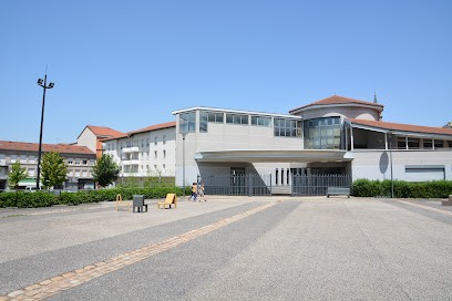 Media Bibliothèque Jules Verne, Bibliothèque à La Ricamarie