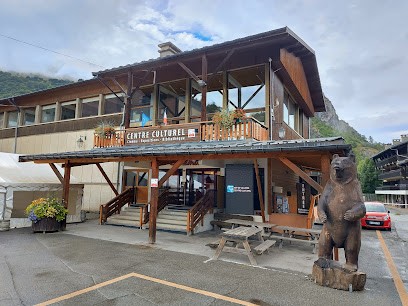 Bibliothèque Cultural Center, Bibliothèque à Valloire