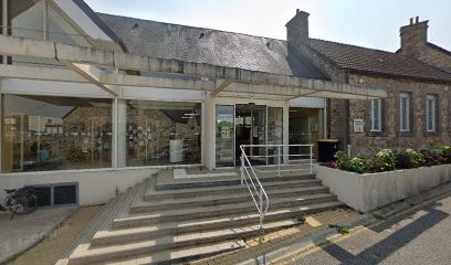 Médiathèque Victor-Hugo, Bibliothèque aux Pieux