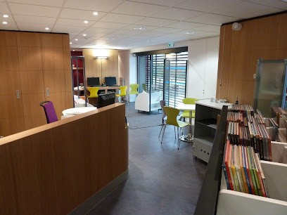 Médiathèque De Gestel, Bibliothèque à Gestel