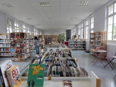 Médiathèque de Montreuil-Bellay - l'imagin'R, réseau des bibliothèques, Bibliothèque à Montreuil-Bellay