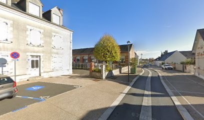 Bibliothèque, Bibliothèque à Ingré