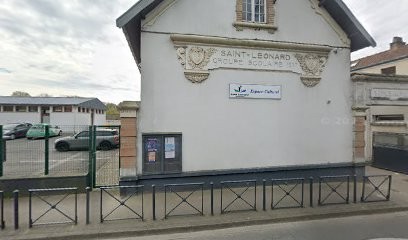 Bibliothèque, Bibliothèque à Saint-Léonard