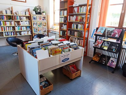 Bibliothèque Paul Tapponnier, Bibliothèque à Collonges-sous-Salève