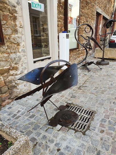 Bibliothèque De Lay, Bibliothèque à Lay