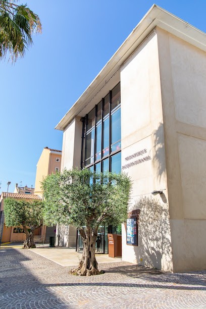 Media Library Jacques Duhamel, Bibliothèque à Sanary-sur-Mer