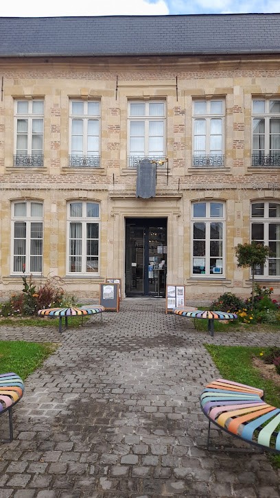 Médiathèque, Bibliothèque à Sainte Menehould