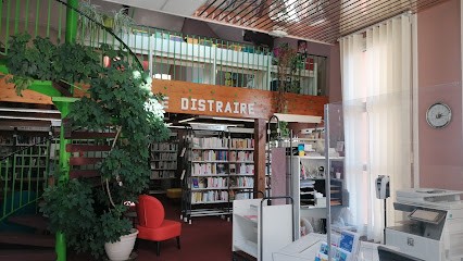 Bibliothèque Saint-Germain, Bibliothèque à Saint-Germain-du-Corbéis
