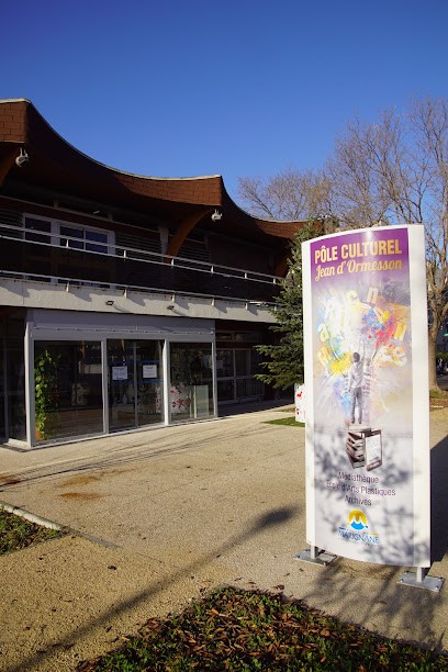 Médiathèque Jean D'Ormesson, Bibliothèque à Marignane