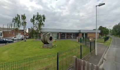 Médiathèque Jacques Duquesne, Bibliothèque à Gondecourt