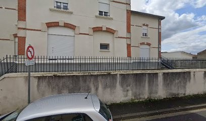 Médiathèque Alexandre Varenne, Bibliothèque à Puy-Guillaume