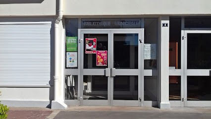 Bibliothèque Municipale George Sand, Bibliothèque à Saint-Cyr-sur-Loire