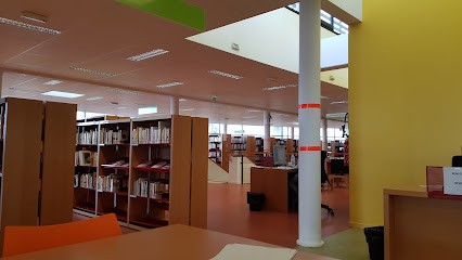 Médiathèque Du Grand Longwy Jean-Paul Durieux, Bibliothèque à Longwy