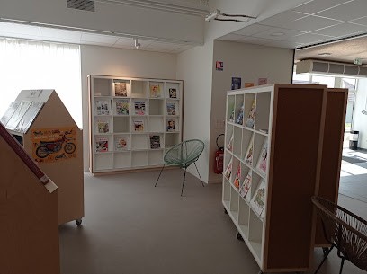 Bibliothèque De Bretteville L'orgueilleuse, La Croisée Des Mots, Bibliothèque à Thue et Mue